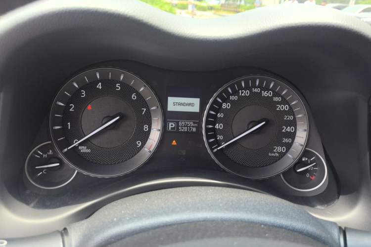Used Infiniti Q70 2017 Q70L 2.5L Elite Edition Instrument Cluster
