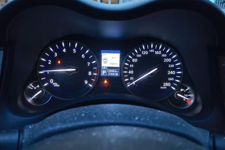 Used Infiniti Q70 2017 Q70L 2.5L Elite Edition Instrument Cluster