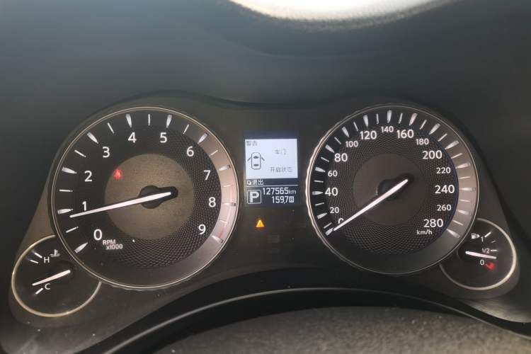 Used Infiniti Q70 2017 Q70L 2.5L Enjoyment Edition Instrument Cluster