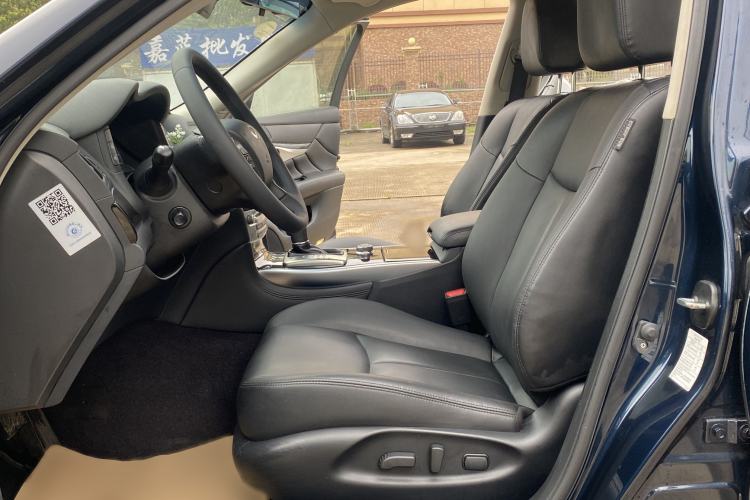Used Infiniti Q70 2017 Q70L 2.5L Elite Edition Interior 1