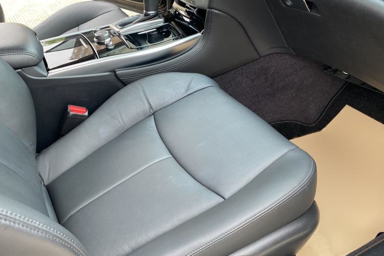 Used Infiniti Q70 2017 Q70L 2.5L Elite Edition Interior 4