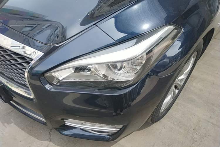 Used Infiniti Q70 2017 Q70L 2.5L Elite Edition Left Front Headlight