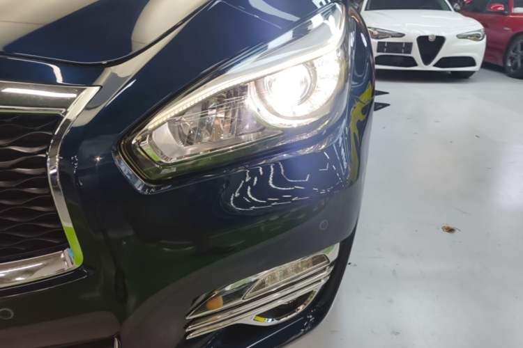 Used Infiniti Q70 2017 Q70L 2.5L Enjoyment Edition Left Front Headlight