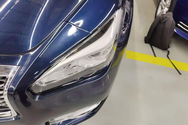 Used Infiniti Q70 2017 Q70L 2.5L Elite Edition Left Front Headlight