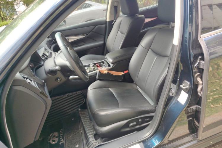 Used Infiniti Q70 2017 Q70L 2.5L Elite Edition Left Front Seat