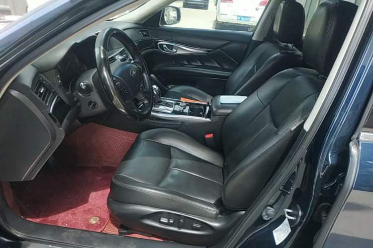 Used Infiniti Q70 2017 Q70L 2.5L Elite Edition Left Front Seat