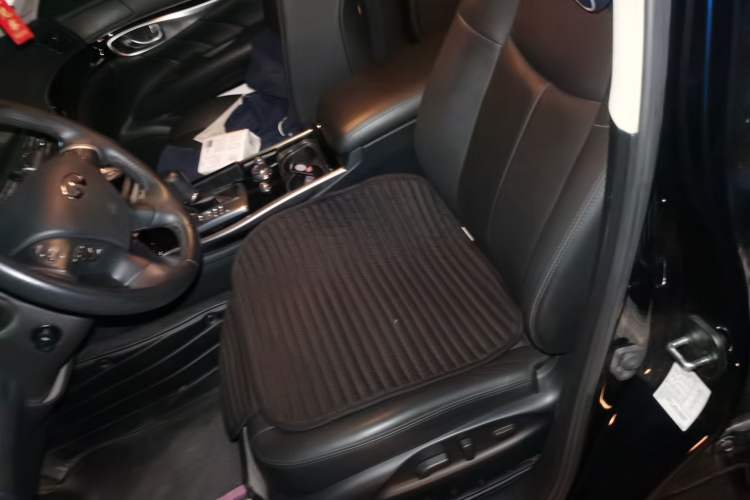 Used Infiniti Q70 2017 Q70L 2.5L Elite Edition Left Front Seat