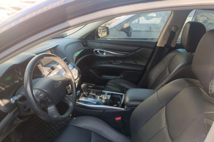 Used Infiniti Q70 2017 Q70L 2.5L Elite Edition Left Front Seat