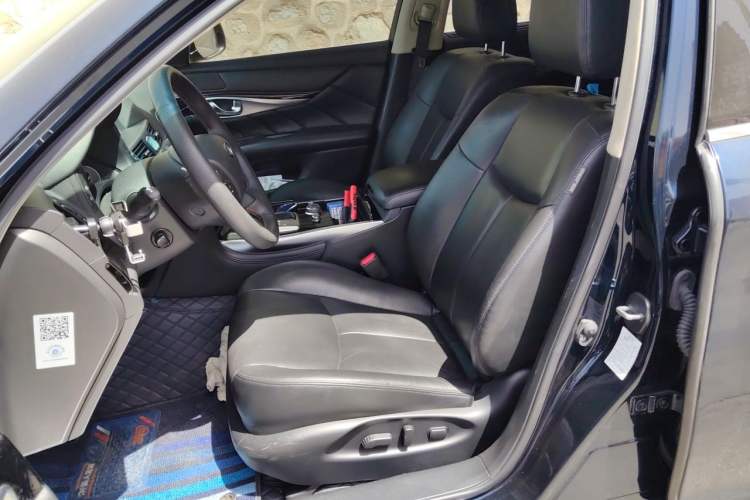 Used Infiniti Q70 2017 Q70L 2.5L Elite Edition Left Front Seat
