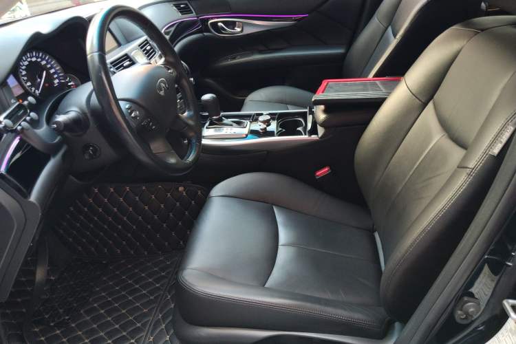 Used Infiniti Q70 2017 Q70L 2.5L Elite Edition Left Front Seat