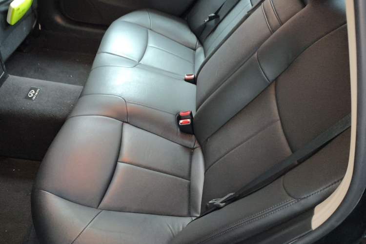Used Infiniti Q70 2017 Q70L 2.5L Elite Edition Left Rear Seat