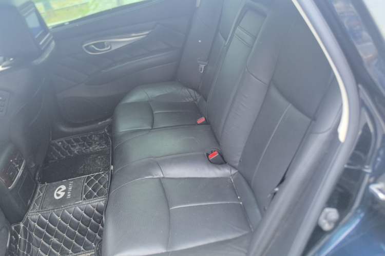 Used Infiniti Q70 2017 Q70L 2.5L Luxury Edition Left Rear Seat