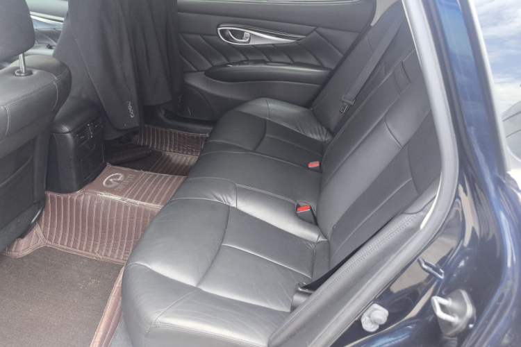 Used Infiniti Q70 2017 Q70L 2.5L Elite Edition Left Rear Seat