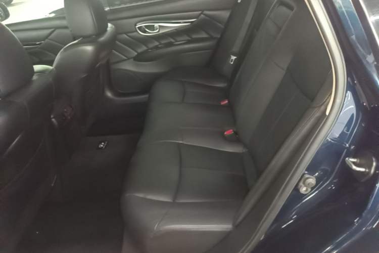Used Infiniti Q70 2017 Q70L 2.5L Elite Edition Left Rear Seat