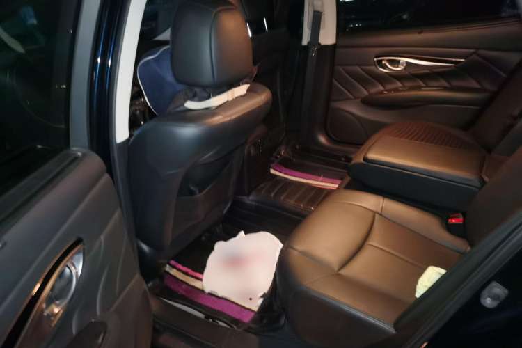 Used Infiniti Q70 2017 Q70L 2.5L Elite Edition Left Rear Seat