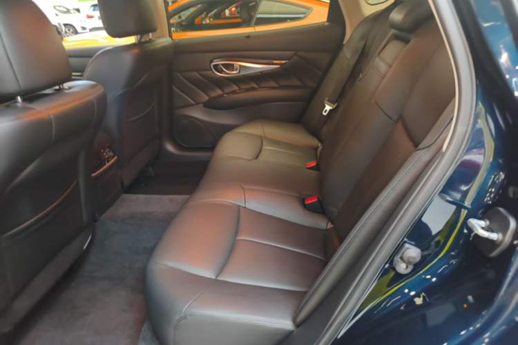 Used Infiniti Q70 2017 Q70L 2.5L Enjoyment Edition Left Rear Seat