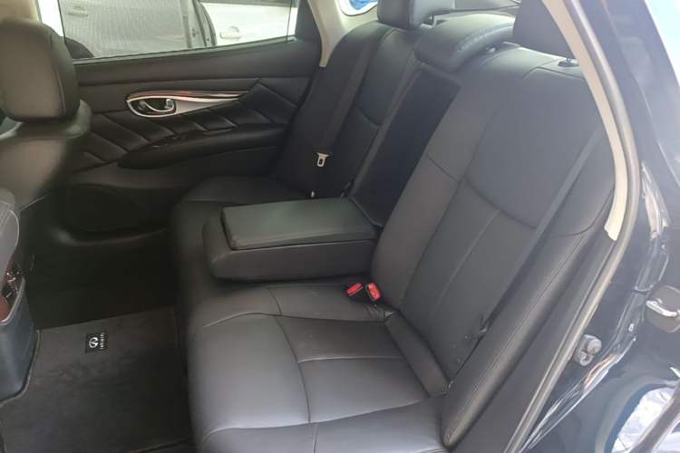 Used Infiniti Q70 2017 Q70L 2.5L Enjoyment Edition Left Rear Seat