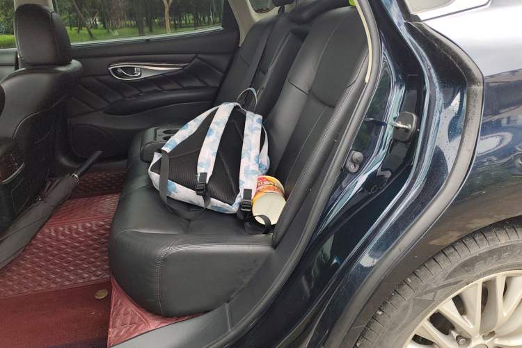 Used Infiniti Q70 2017 Q70L 2.5L Enjoyment Edition Left Rear Seat