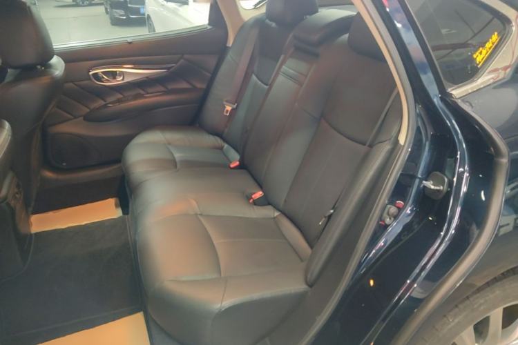 Used Infiniti Q70 2017 Q70L 2.5L Elite Edition Left Rear Seat