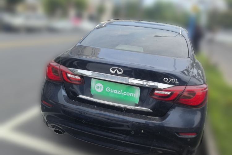 Used Infiniti Q70 2017 Q70L 2.5L Luxury Edition Rear