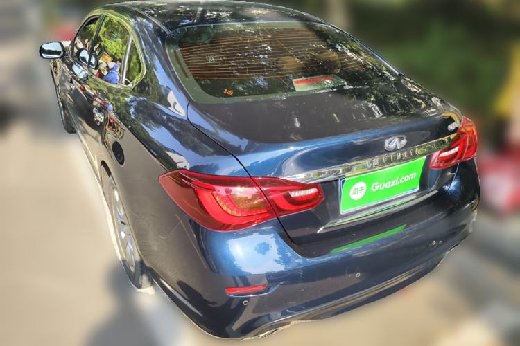 Used Infiniti Q70 2017 Q70L 2.5L Elite Edition Rear Left 45 Deg