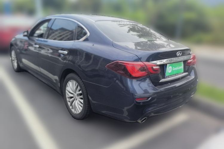 Used Infiniti Q70 2017 Q70L 2.5L Luxury Edition Rear Left 45 Deg