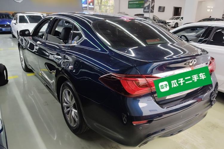 Used Infiniti Q70 2017 Q70L 2.5L Elite Edition Rear Left 45 Deg