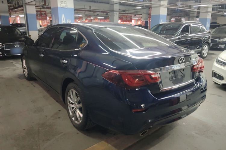 Used Infiniti Q70 2017 Q70L 2.5L Elite Edition Rear Left 45 Deg