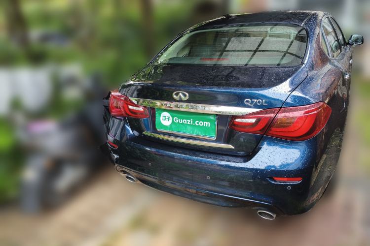 Used Infiniti Q70 2017 Q70L 2.5L Elite Edition Rear Right 45 Deg