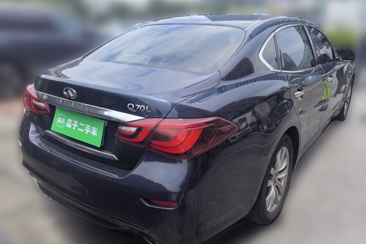 Used Infiniti Q70 2017 Q70L 2.5L Elite Edition Rear Right 45 Deg