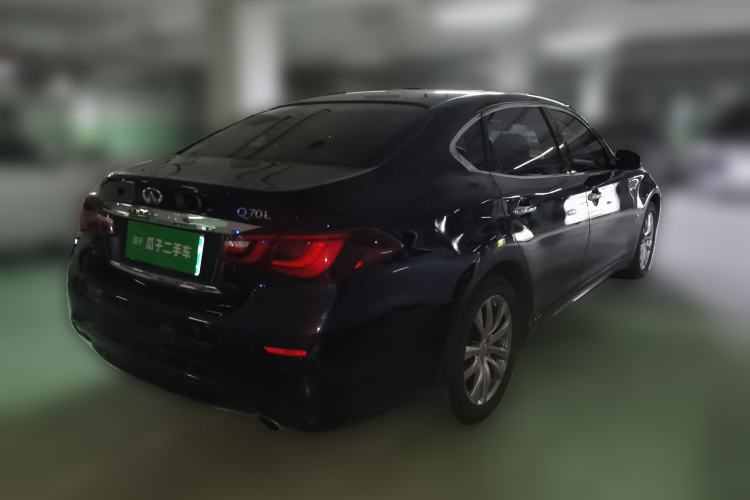 Used Infiniti Q70 2017 Q70L 2.5L Elite Edition Rear Right 45 Deg