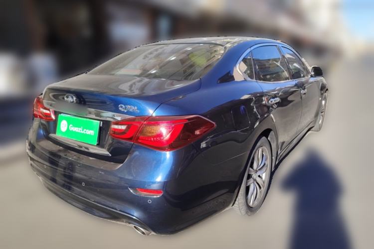 Used Infiniti Q70 2017 Q70L 2.5L Elite Edition Rear Right 45 Deg