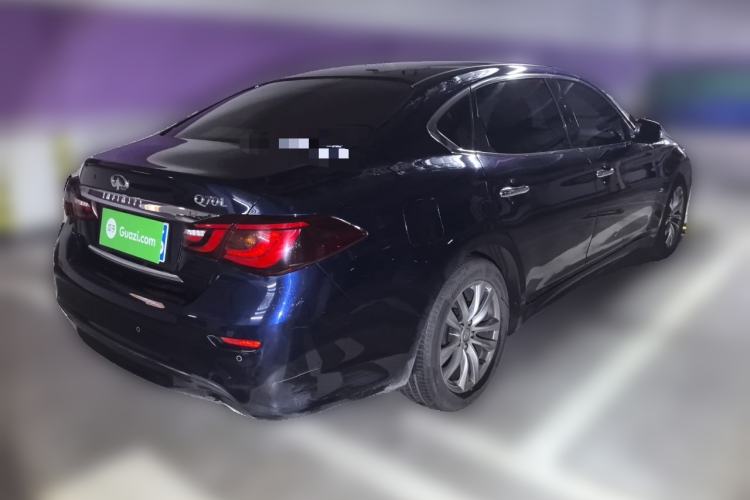 Used Infiniti Q70 2017 Q70L 2.5L Elite Edition Rear Right 45 Deg