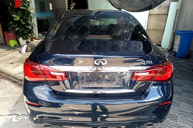 Used Infiniti Q70 2017 Q70L 2.5L Enjoyment Edition Rear