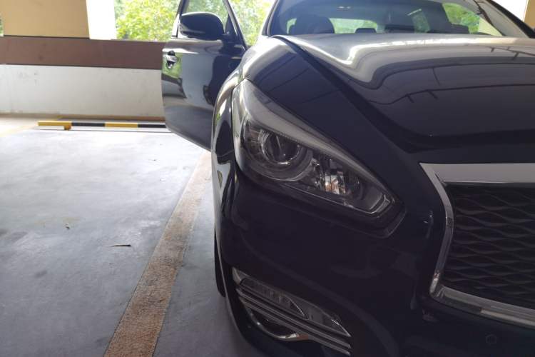 Used Infiniti Q70 2017 Q70L 2.5L Enjoyment Edition Right Front Headlight