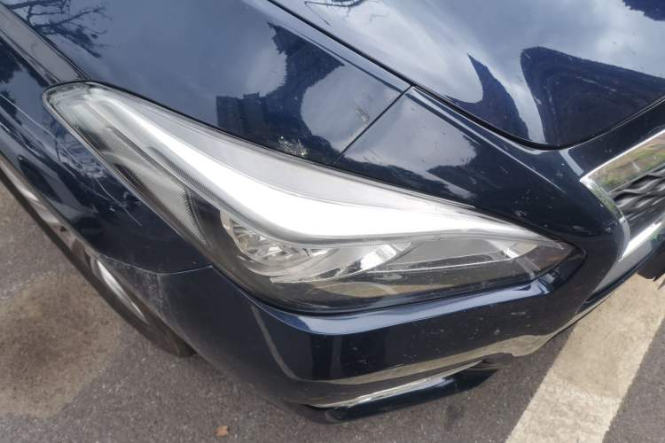 Used Infiniti Q70 2017 Q70L 2.5L Elite Edition Right Front Headlight