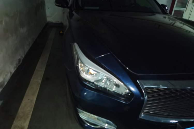 Used Infiniti Q70 2017 Q70L 2.5L Elite Edition Right Front Headlight