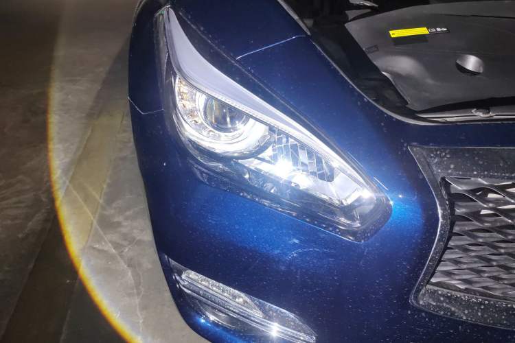 Used Infiniti Q70 2017 Q70L 2.5L Elite Edition Right Front Headlight