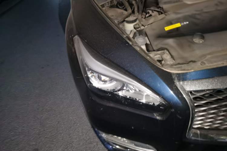 Used Infiniti Q70 2017 Q70L 2.5L Elite Edition Right Front Headlight
