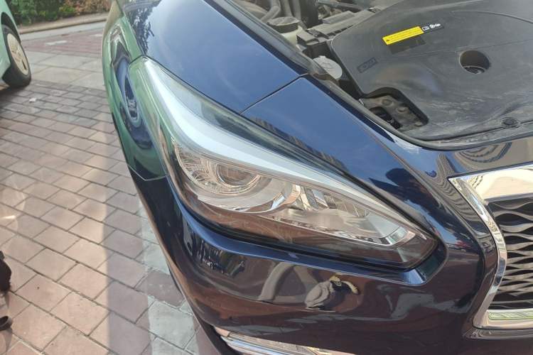 Used Infiniti Q70 2017 Q70L 2.5L Enjoyment Edition Right Front Headlight