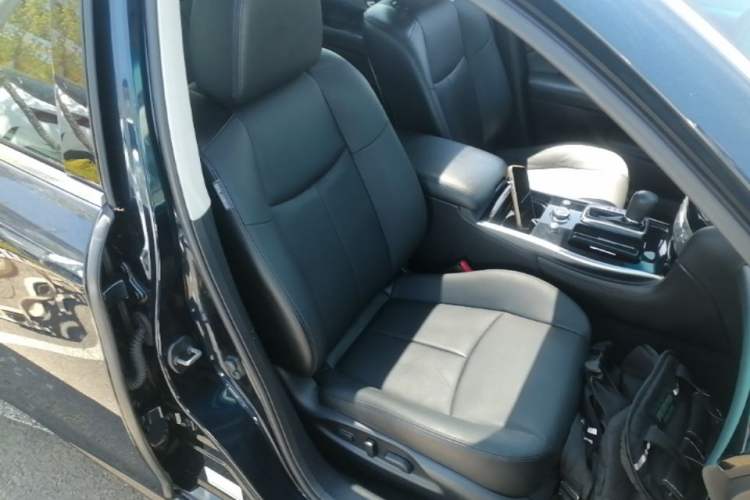 Used Infiniti Q70 2017 Q70L 2.5L Elite Edition Right Front Seat