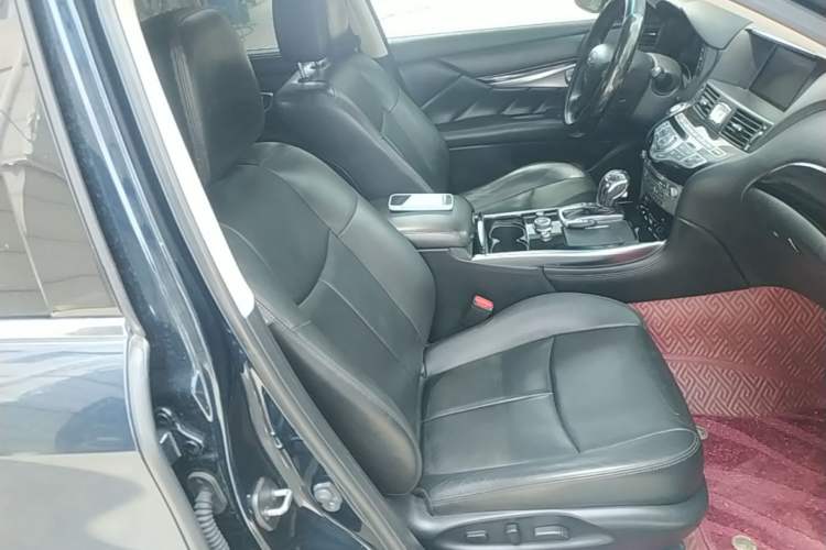 Used Infiniti Q70 2017 Q70L 2.5L Elite Edition Right Front Seat