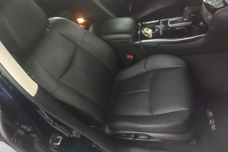 Used Infiniti Q70 2017 Q70L 2.5L Elite Edition Right Front Seat
