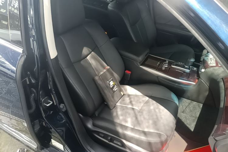 Used Infiniti Q70 2017 Q70L 2.5L Enjoyment Edition Right Front Seat