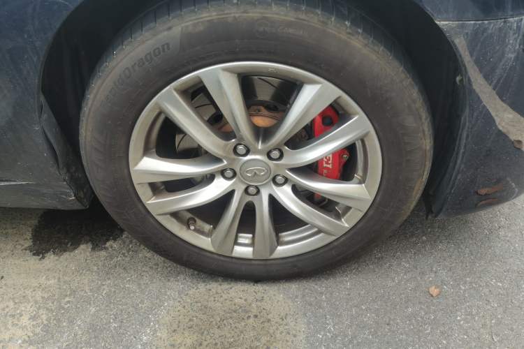 Used Infiniti Q70 2017 Q70L 2.5L Elite Edition Right Front Wheel Hub