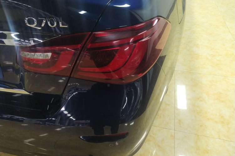 Used Infiniti Q70 2017 Q70L 2.5L Enjoyment Edition Right Rear Taillight