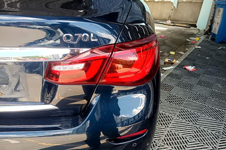 Used Infiniti Q70 2017 Q70L 2.5L Enjoyment Edition Right Rear Taillight