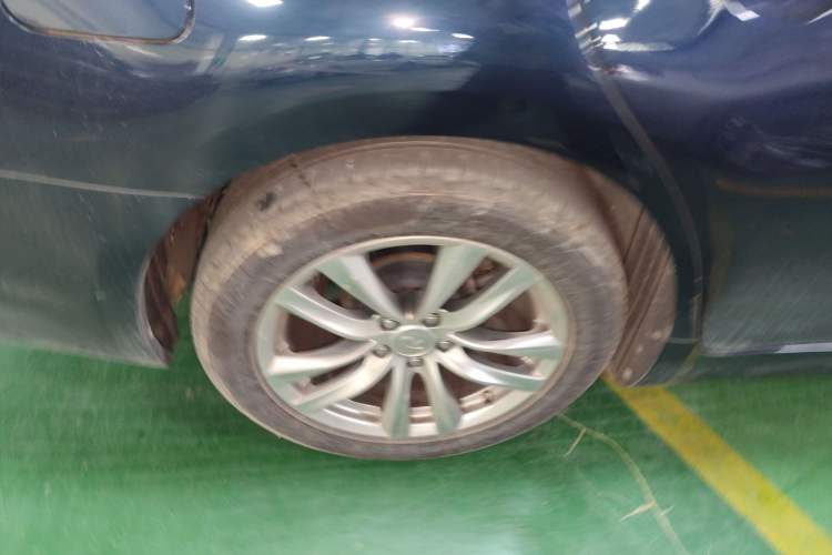 Used Infiniti Q70 2017 Q70L 2.5L Elite Edition Right Rear Wheel Hub