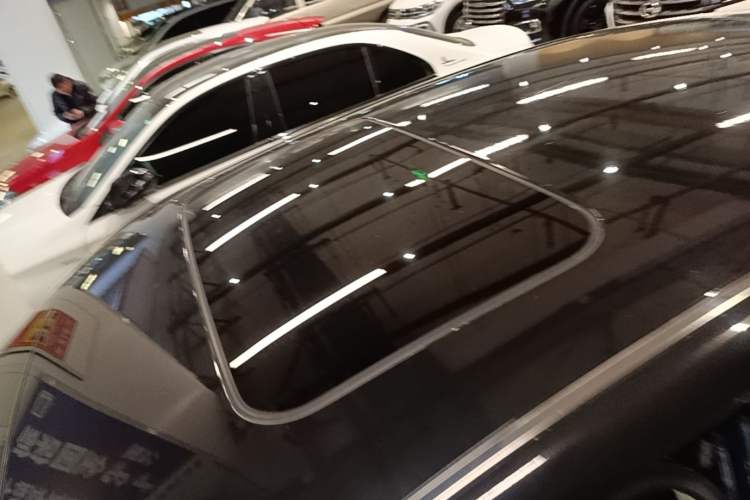 Used Infiniti Q70 2017 Q70L 2.5L Enjoyment Edition Roof