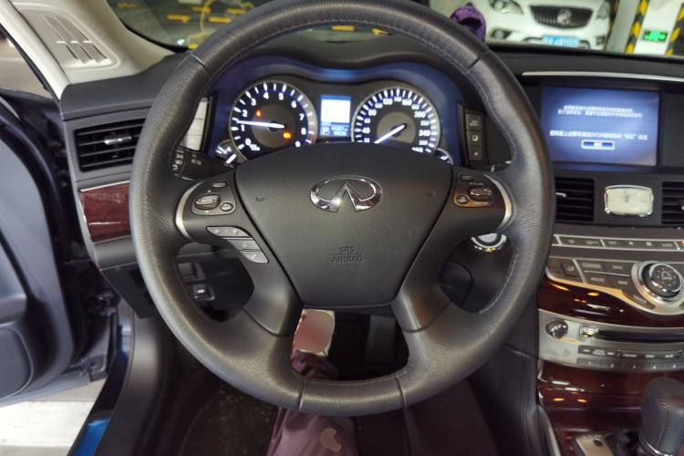 Used Infiniti Q70 2017 Q70L 2.5L Enjoyment Edition Steering Wheel